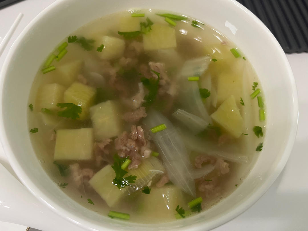 萝卜清炖牛肋条