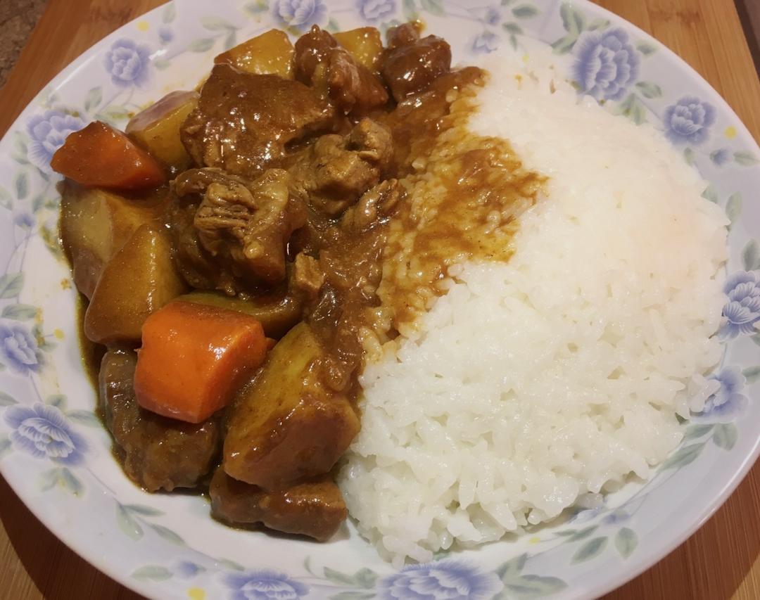 咖喱牛肉饭