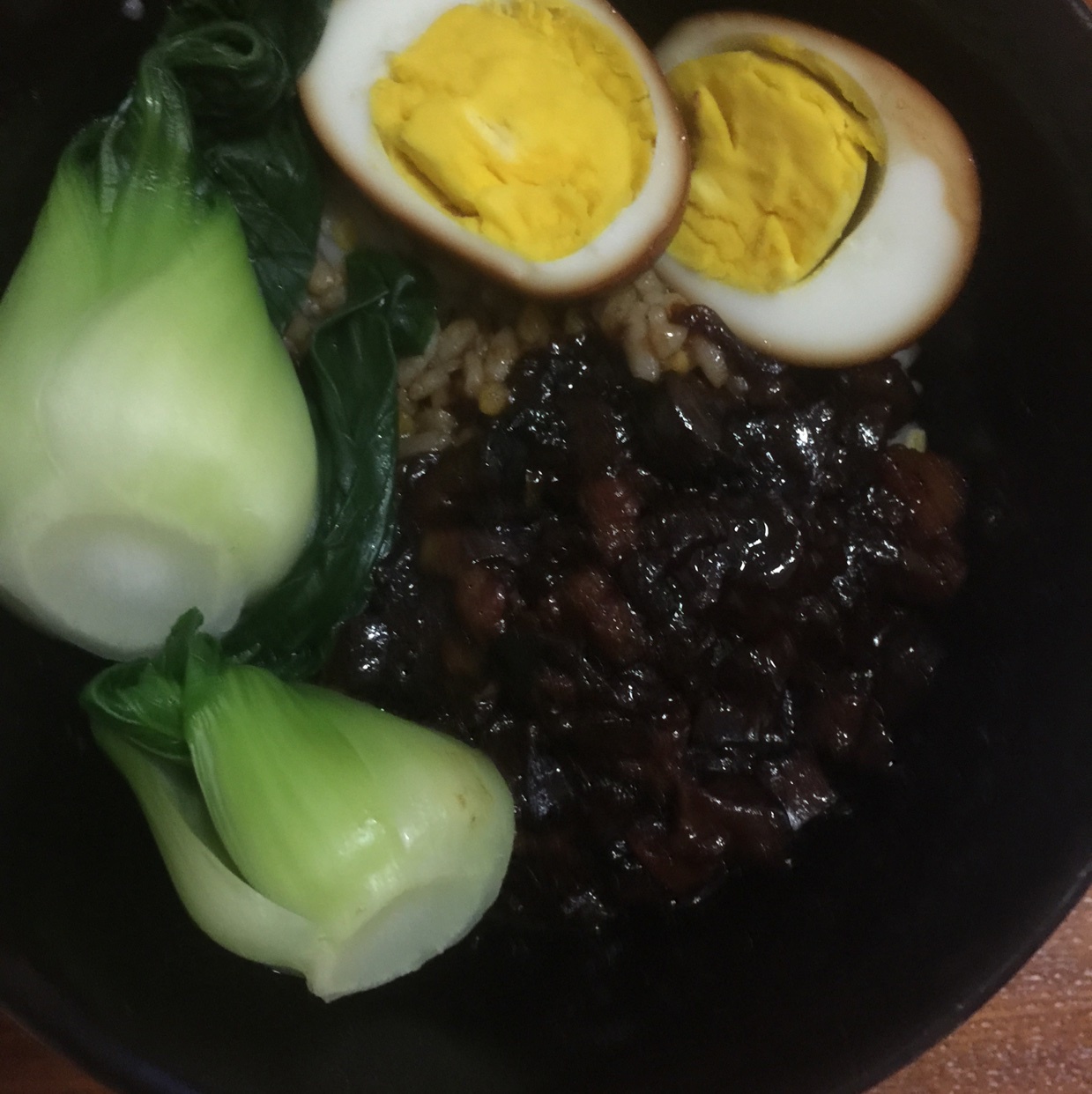 洋葱酥卤肉饭