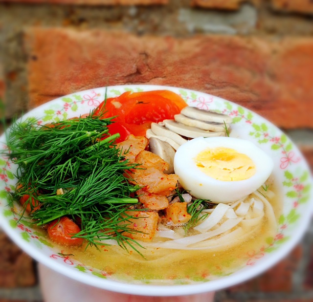 琉暖暖做的夏洛特烦恼茴香打卤面