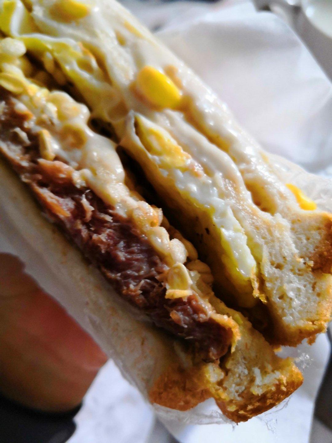 如何做超厚的沼三明治~详细tip！牛油果鸡蛋午餐肉三明治~