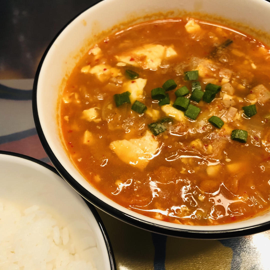 韩国大妈亲授— 韩式泡菜豆腐汤