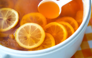 鲜橙柠檬茶（热饮、常温、冰镇都好喝）的做法 步骤3