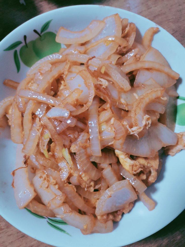 洋葱炒鸡蛋