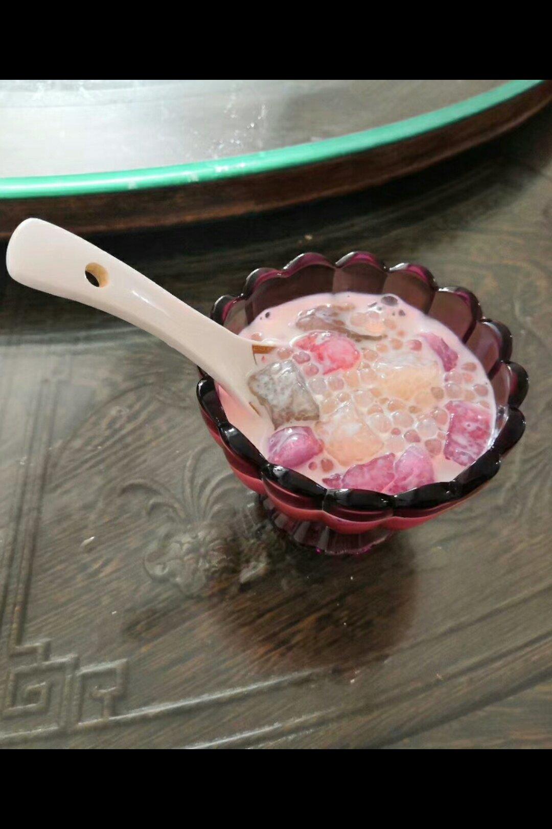 椰汁红豆芋圆西米露