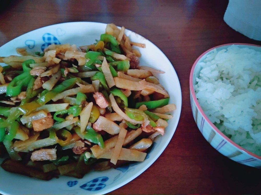 土豆青椒炒鸡胸肉