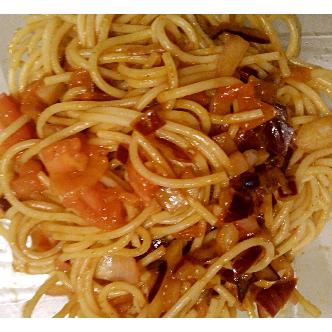 番茄肉酱意大利面