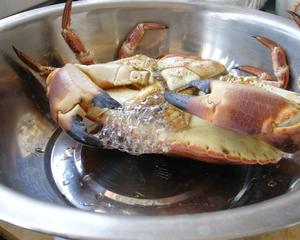 清蒸黄金蟹（面包蟹）的做法 步骤1