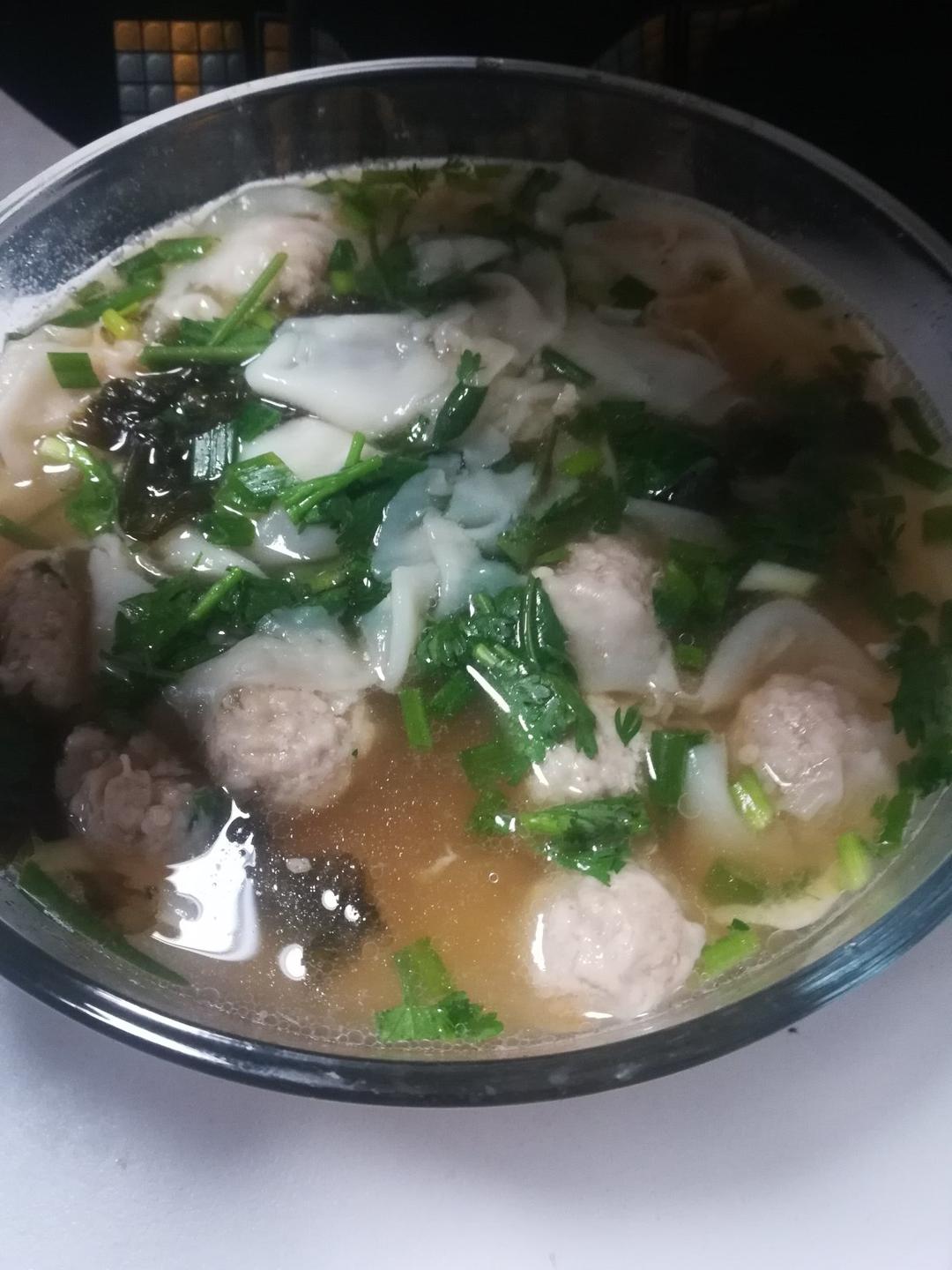 外婆祖传食谱！比千里香还好吃的上海小馄饨~