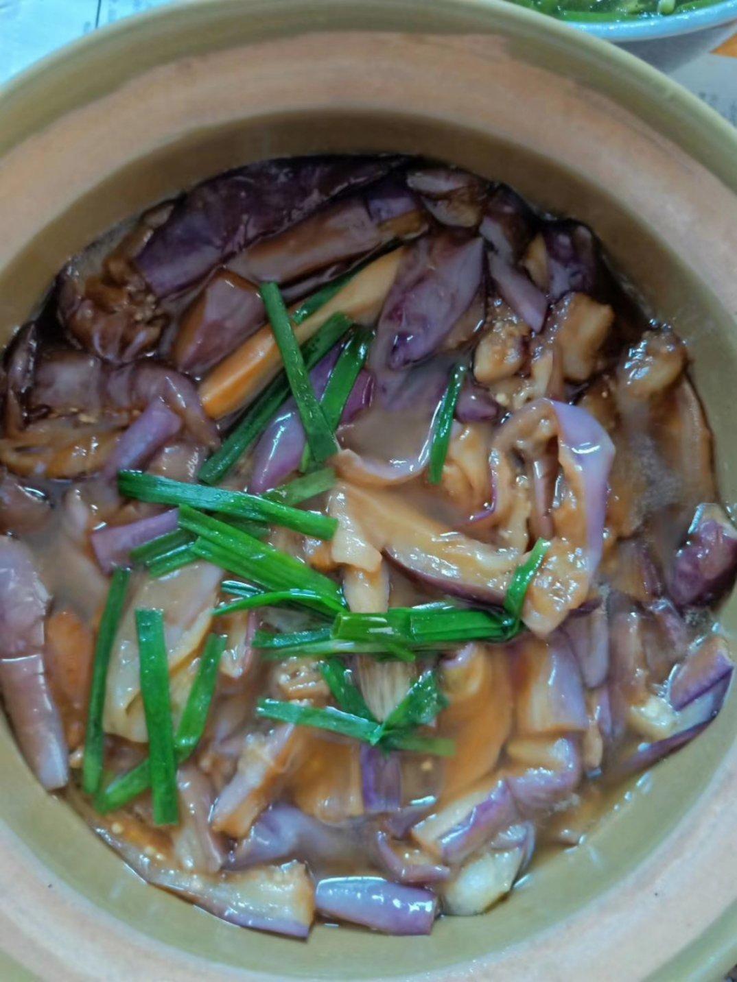 咸鱼茄子煲