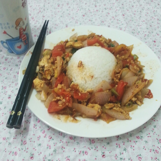 番茄滑蛋盖饭