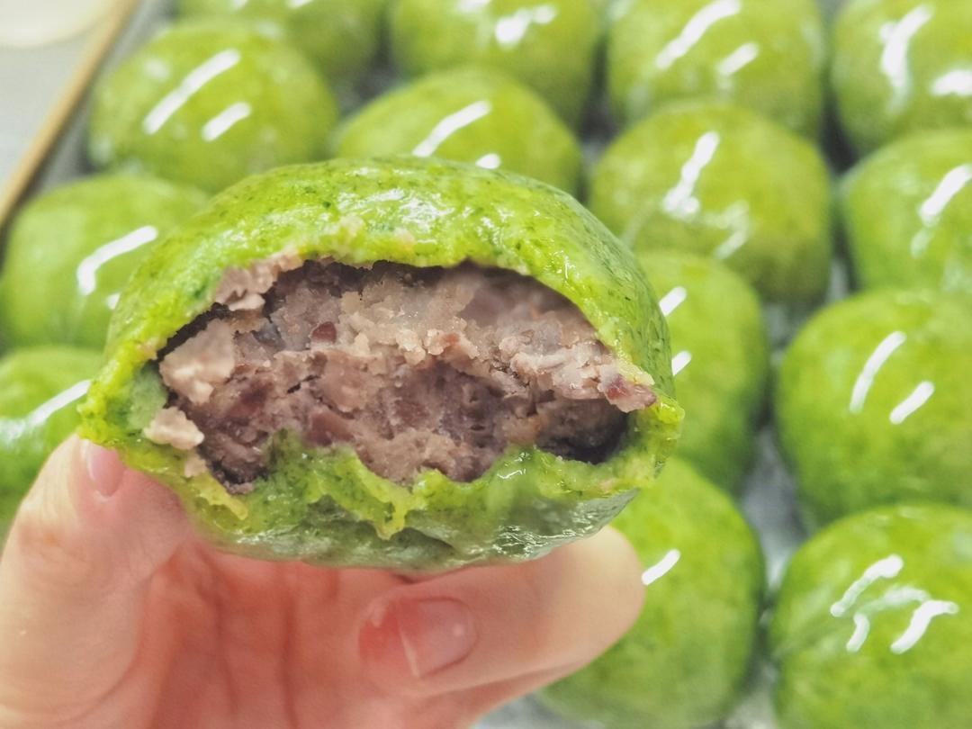 清明必吃的艾草青团