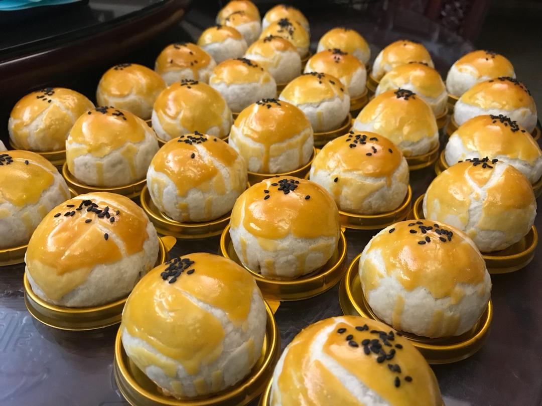 蛋黄酥