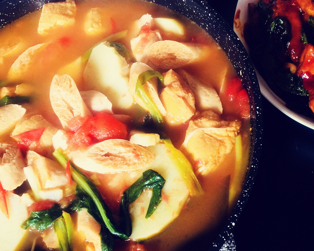 超级简单版西红柿浓汁汤煮菜的做法