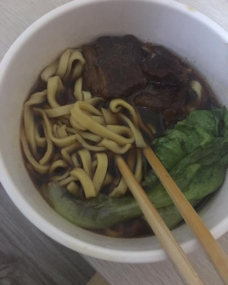 鸡蛋手擀面