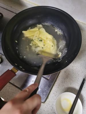 丝瓜蛋汤清爽夏日可口（没有味精鸡精，就是很鲜的丝瓜汤）的做法 步骤10