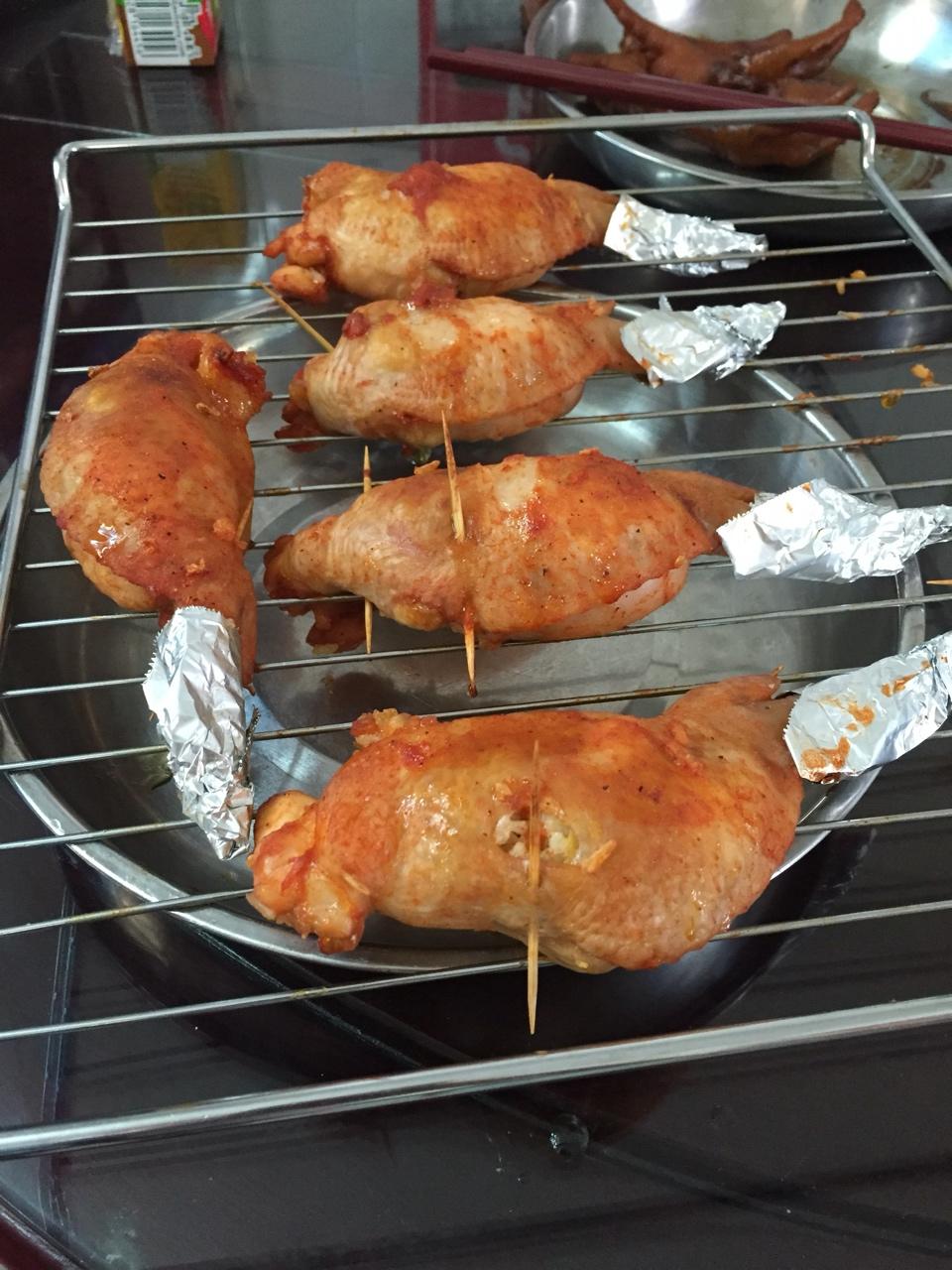 kikikikikiki琪琪做的鸡翅包饭附去骨详图