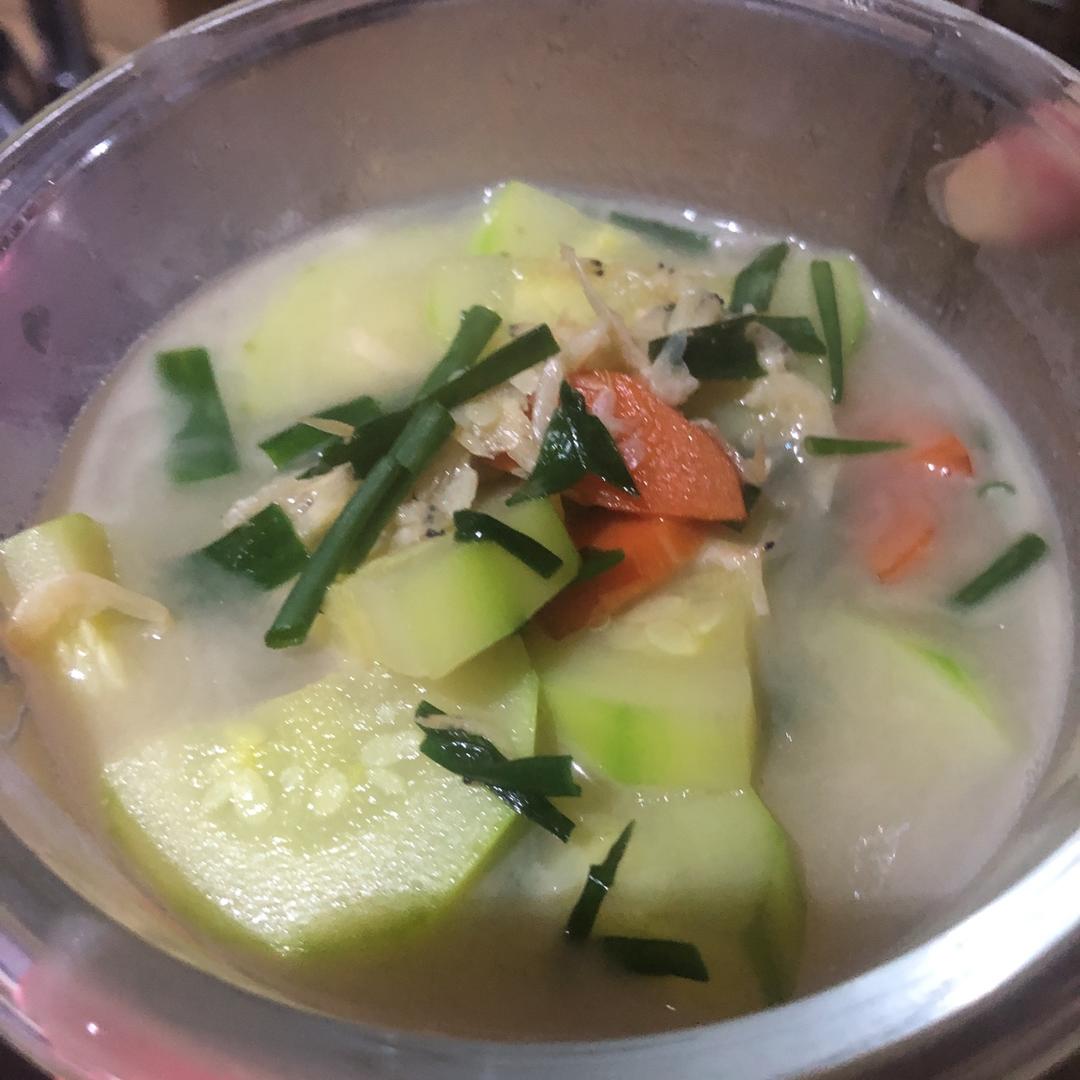 虾皮清炒西葫芦