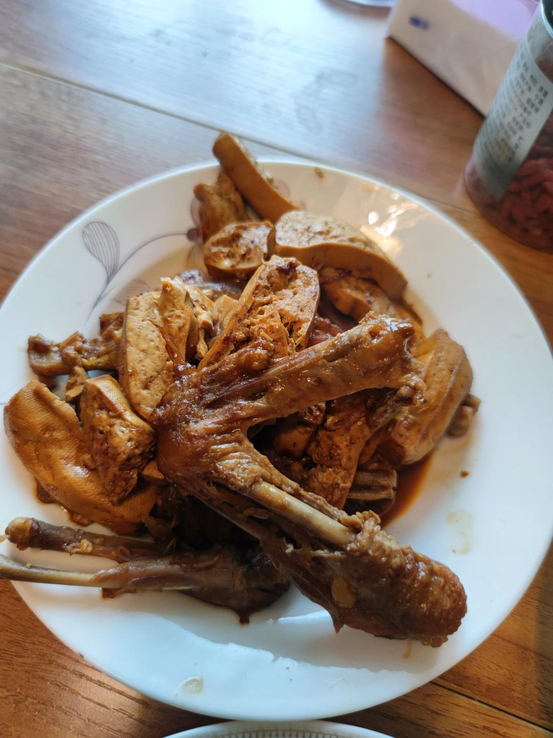 卤鸭翅卤鸭掌卤鸡爪，卤天卤地卤前任，这个配料真的绝了