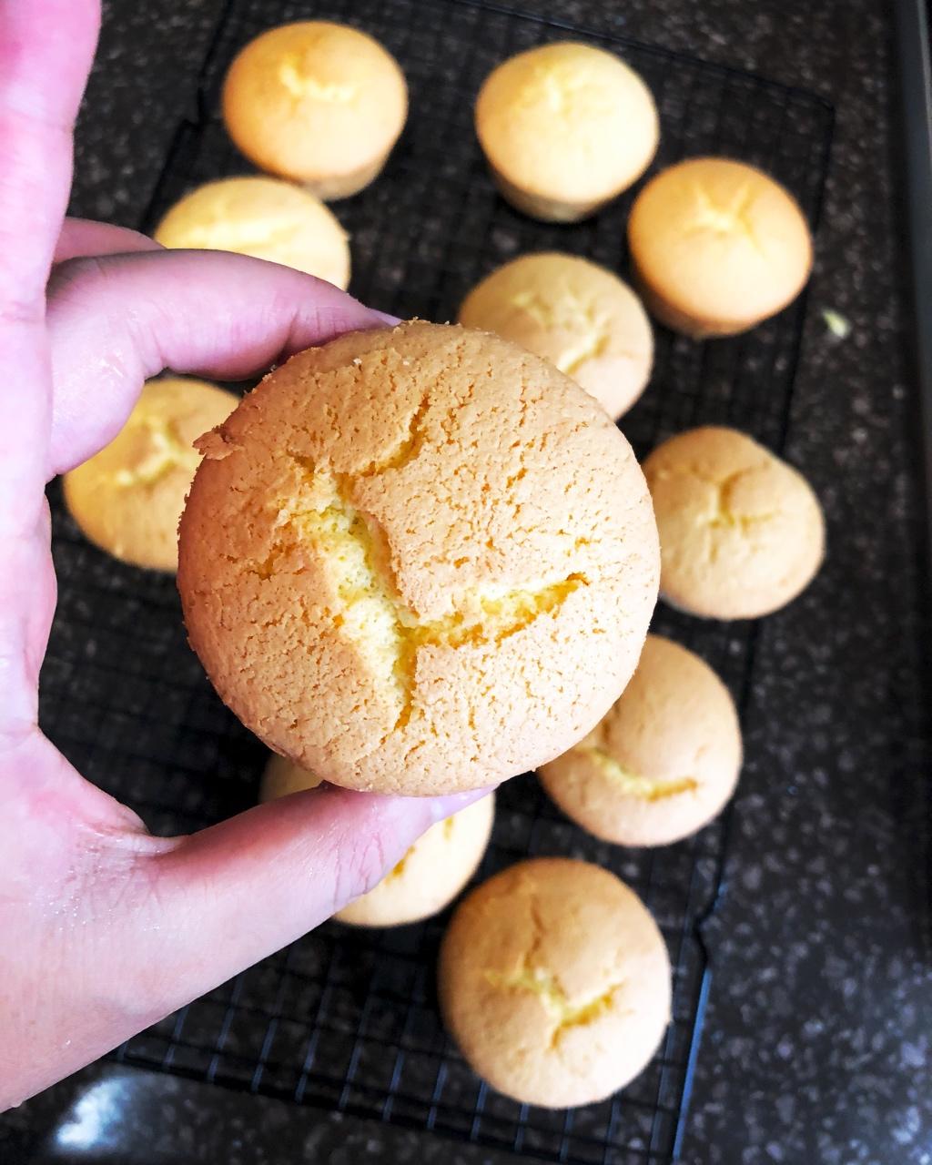 《Tinrry下午茶》教你做杏仁小蛋糕