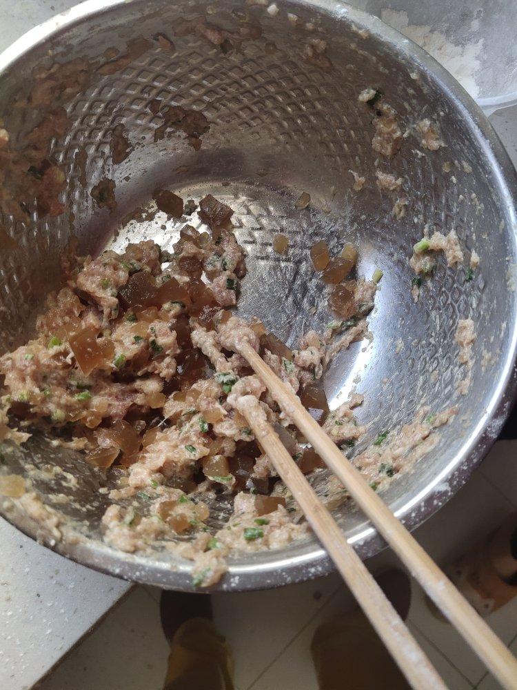 汤汁超多的灌汤包～～附超详细超好的皮冻制作方法