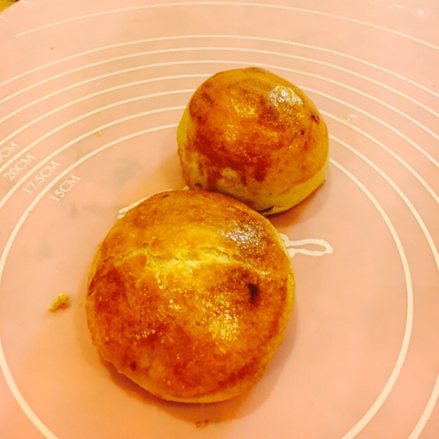 蛋黄酥酥酥（超级奶香黄油版）