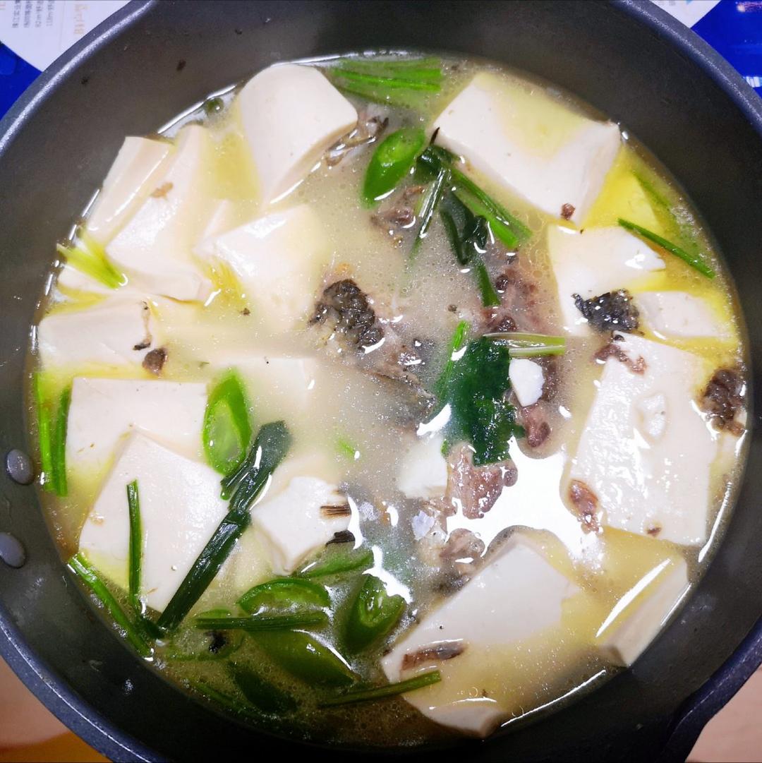 鲫鱼豆腐汤