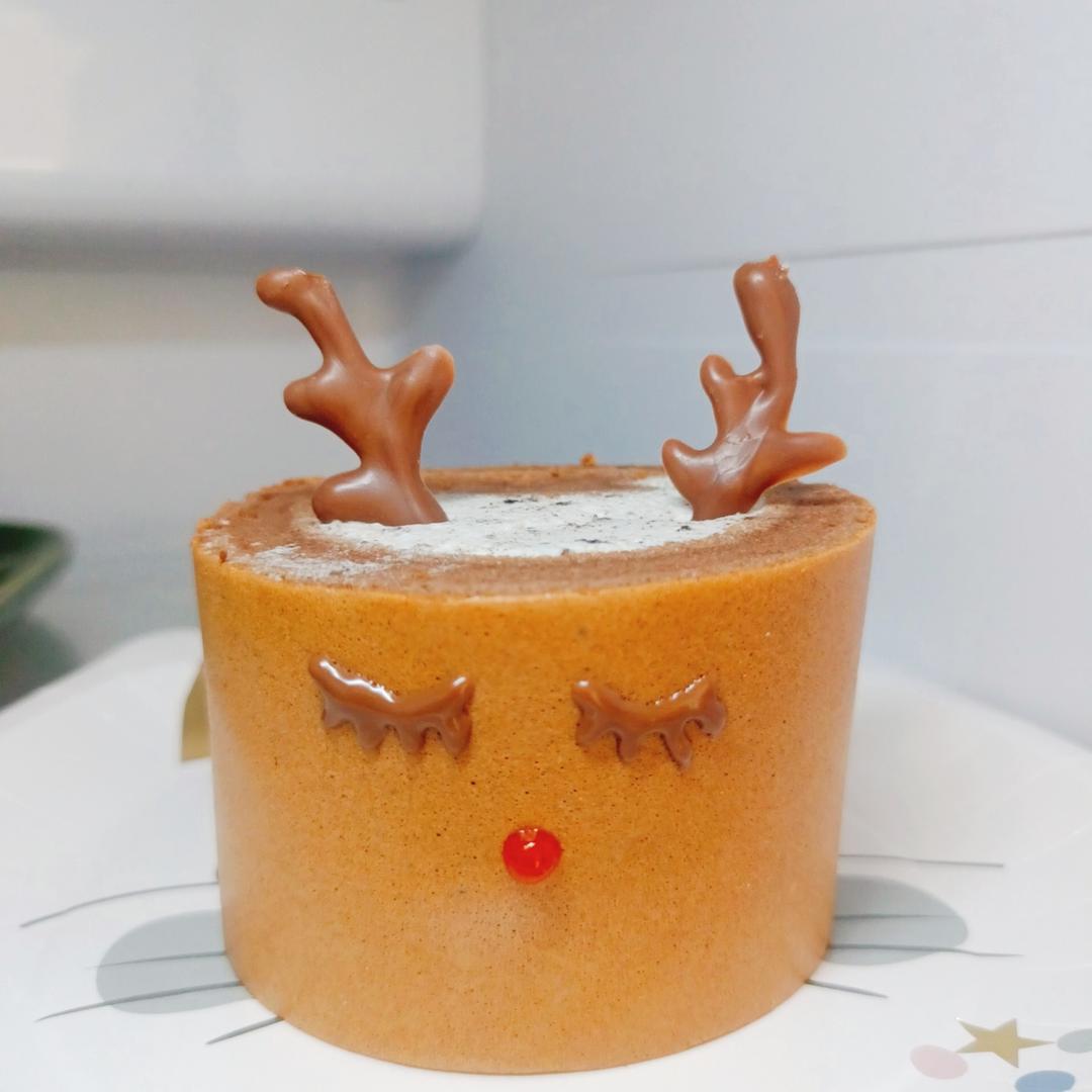 做了一款可爱又简单的圣诞🎄麋鹿蛋糕，太喜欢了😘😘😘