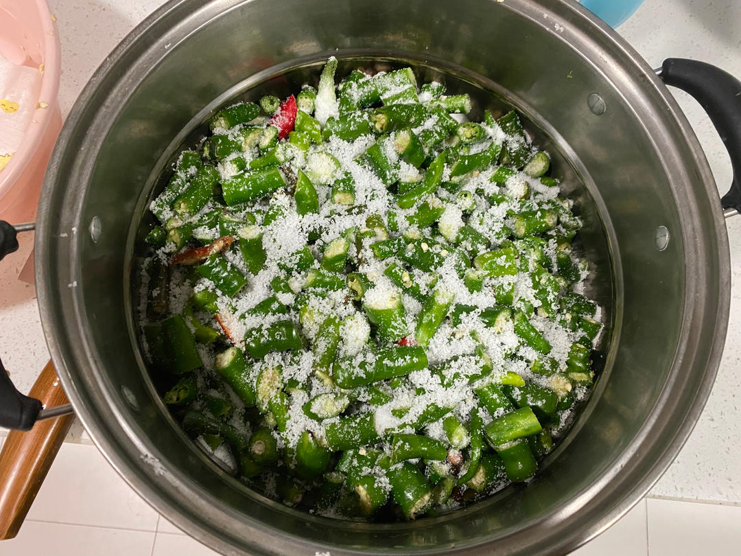 能让你多吃一碗饭的开胃小咸菜～腌辣椒（尖椒）圈