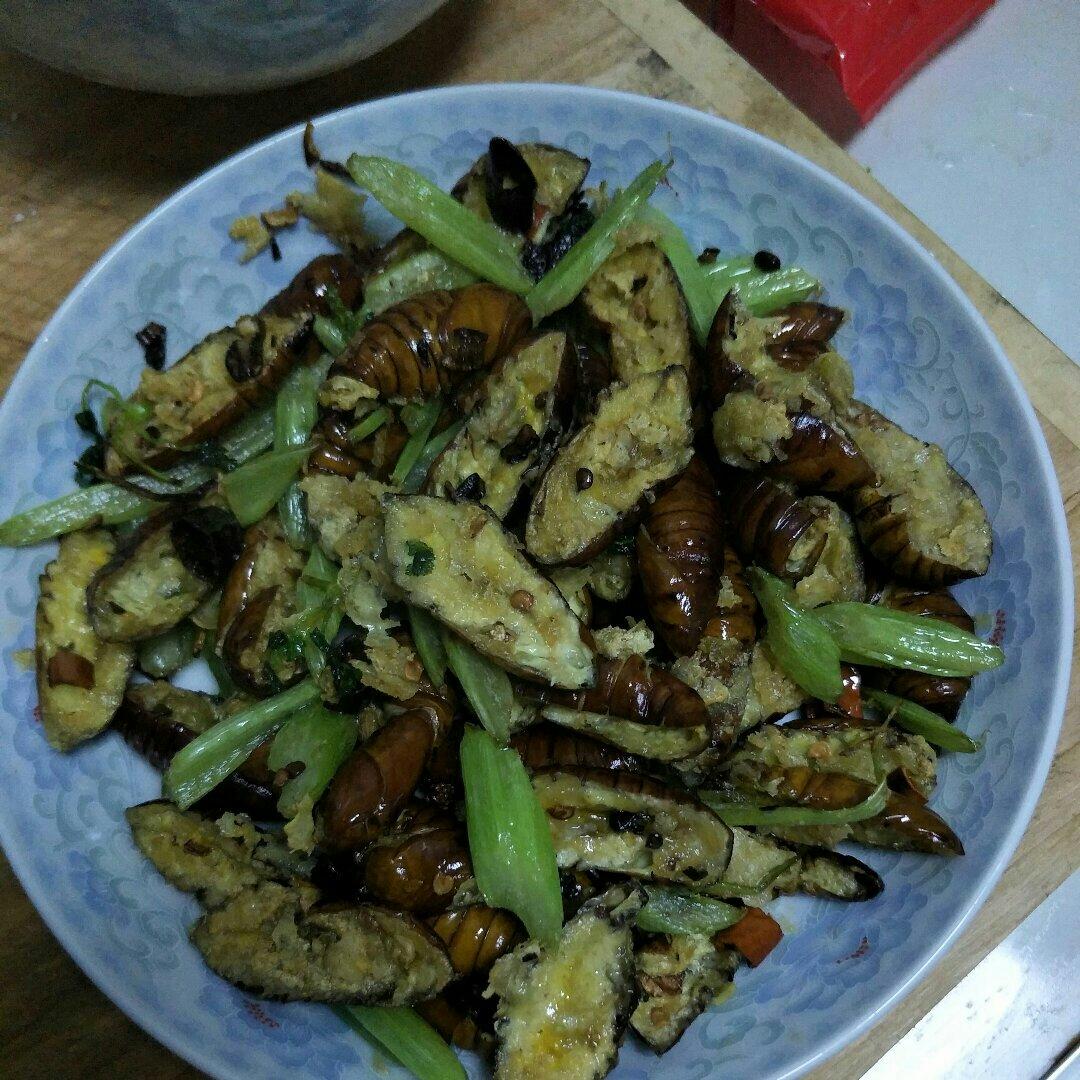 干煸蚕蛹