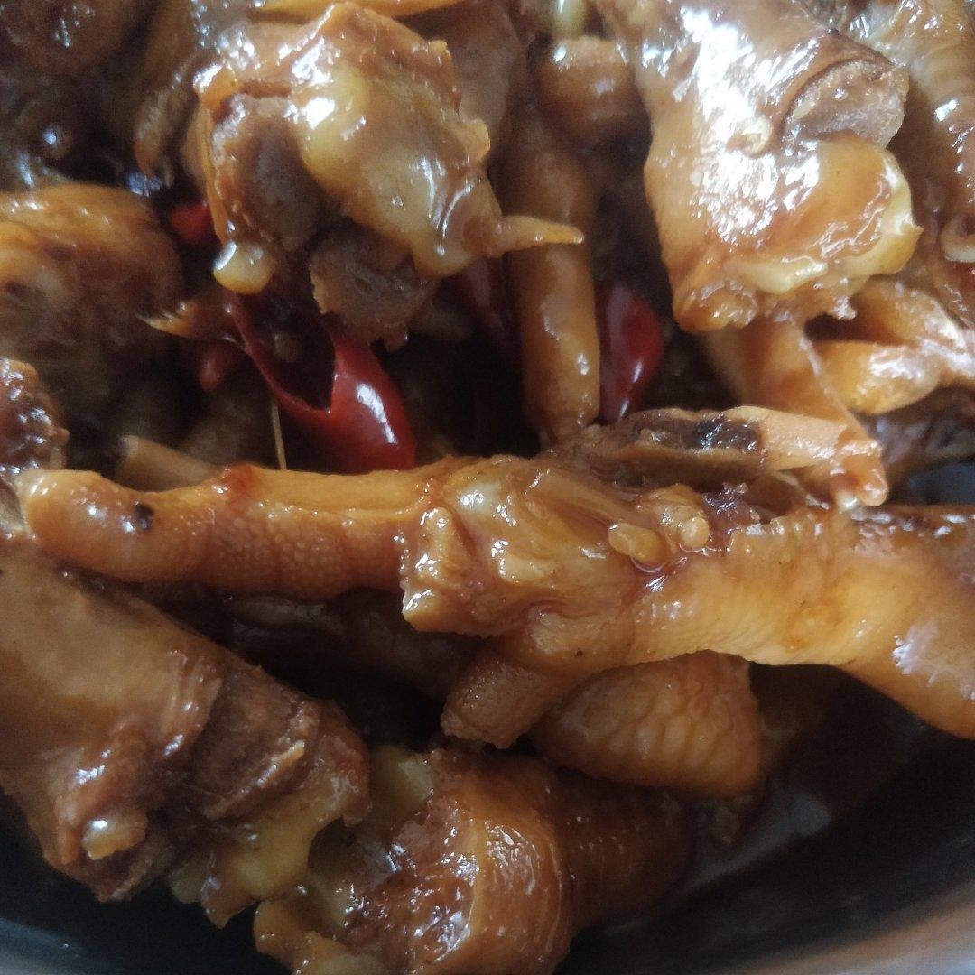 家庭湘菜姜辣鸡爪姜辣凤爪，非常适合新手做的风味鸡爪，软糯入味逼格高