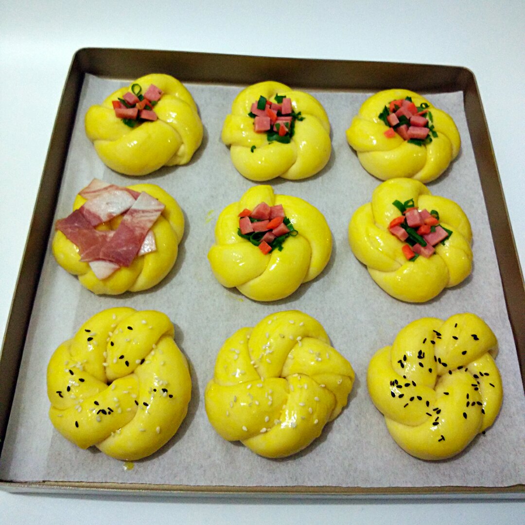 黄油面包卷