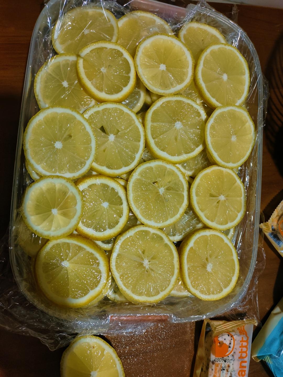 新鲜柠檬片保存（冰箱，不烘干，不榨汁）