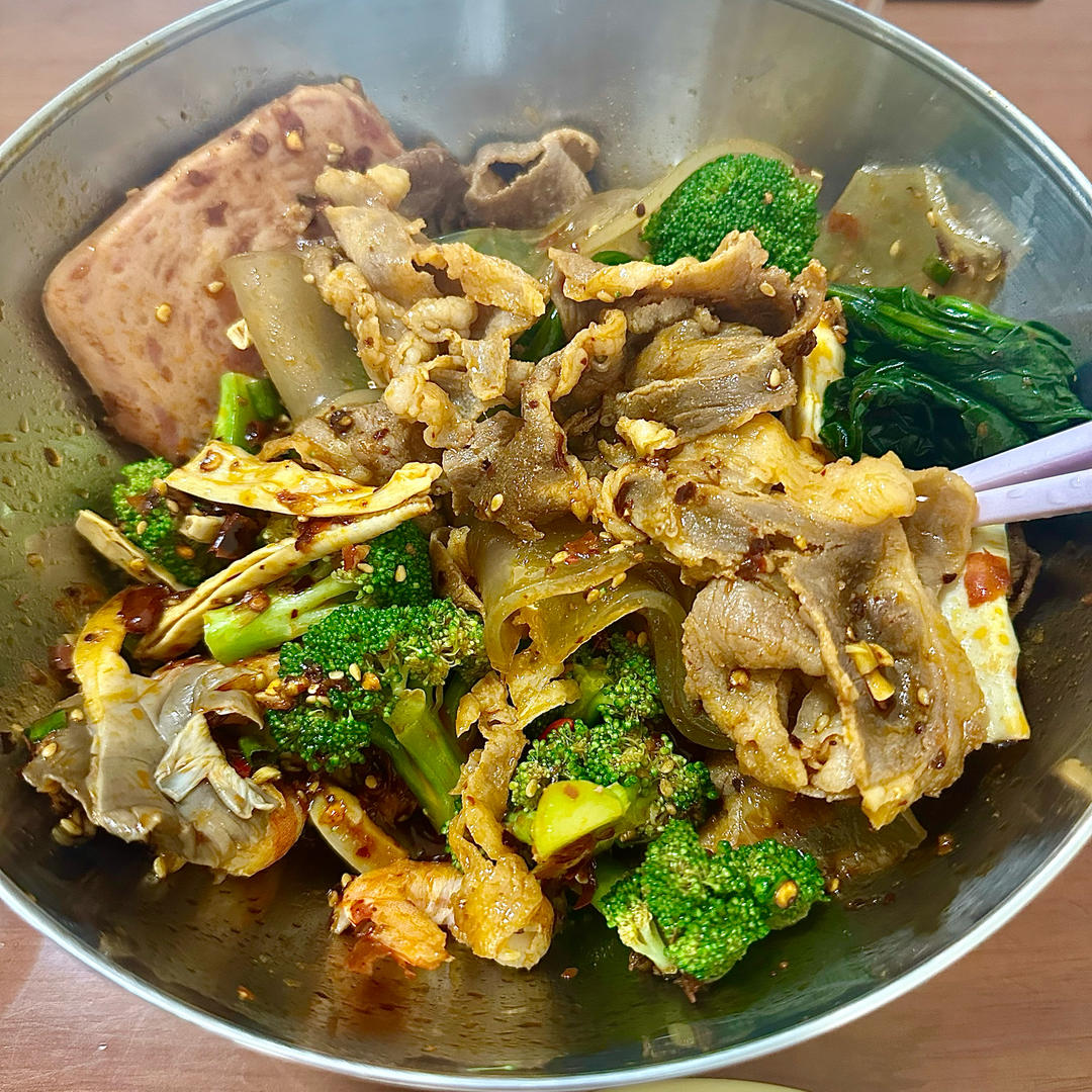 ✅挑战365天晚餐不重样第104天:麻辣拌‼️的做法