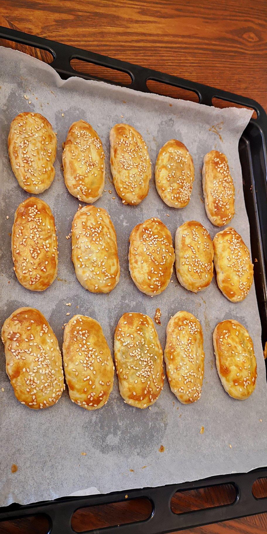 葱油酥饼的全部作品