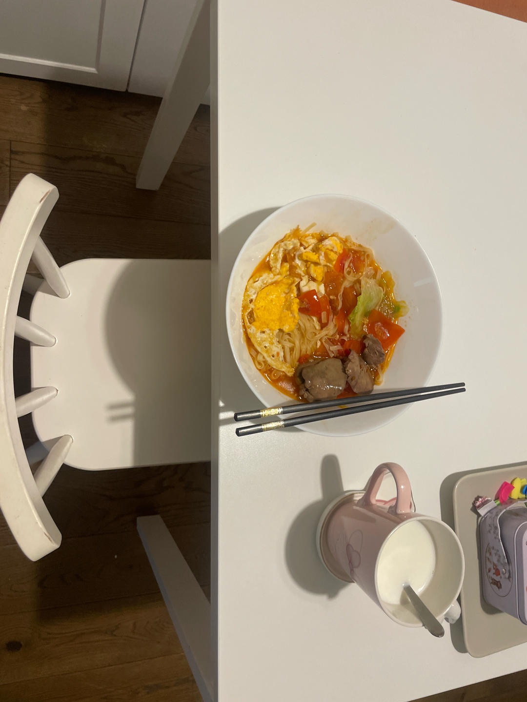 小朋友早餐：番茄浓汤面