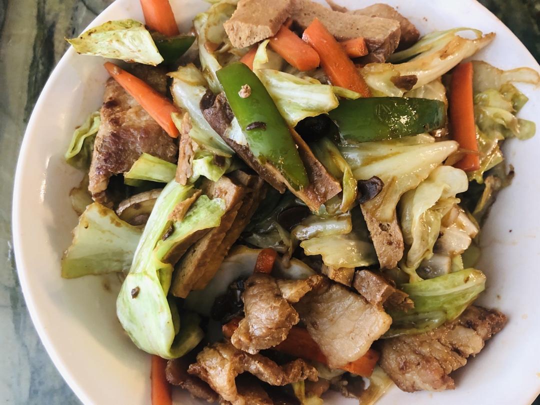 圆白菜回锅肉