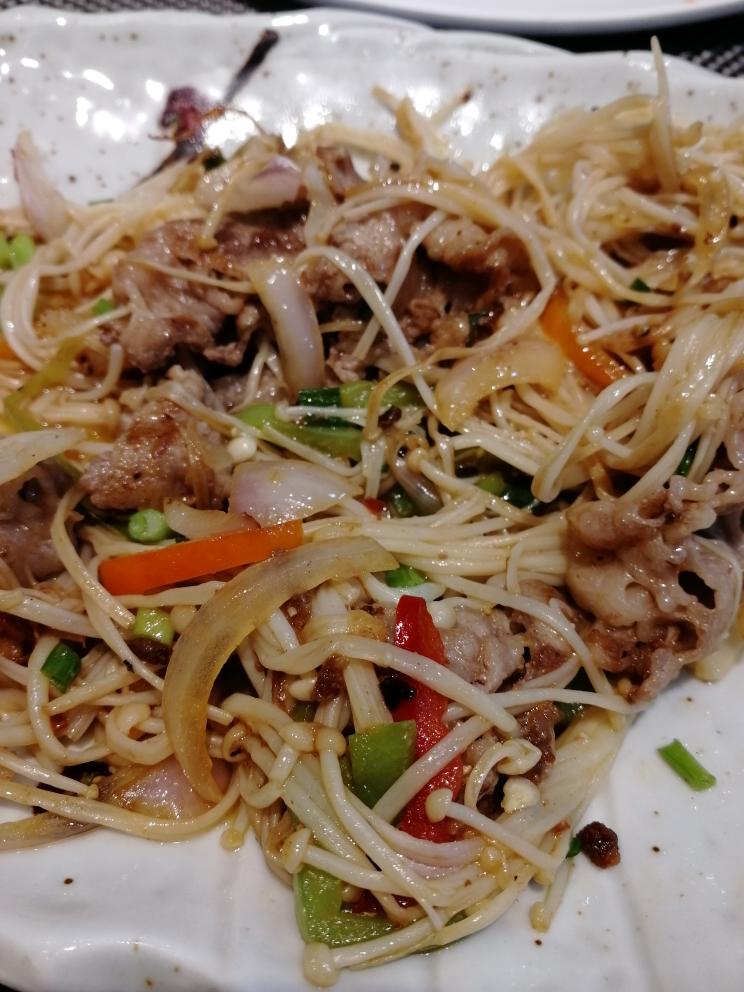 金针菇炒肥牛的做法