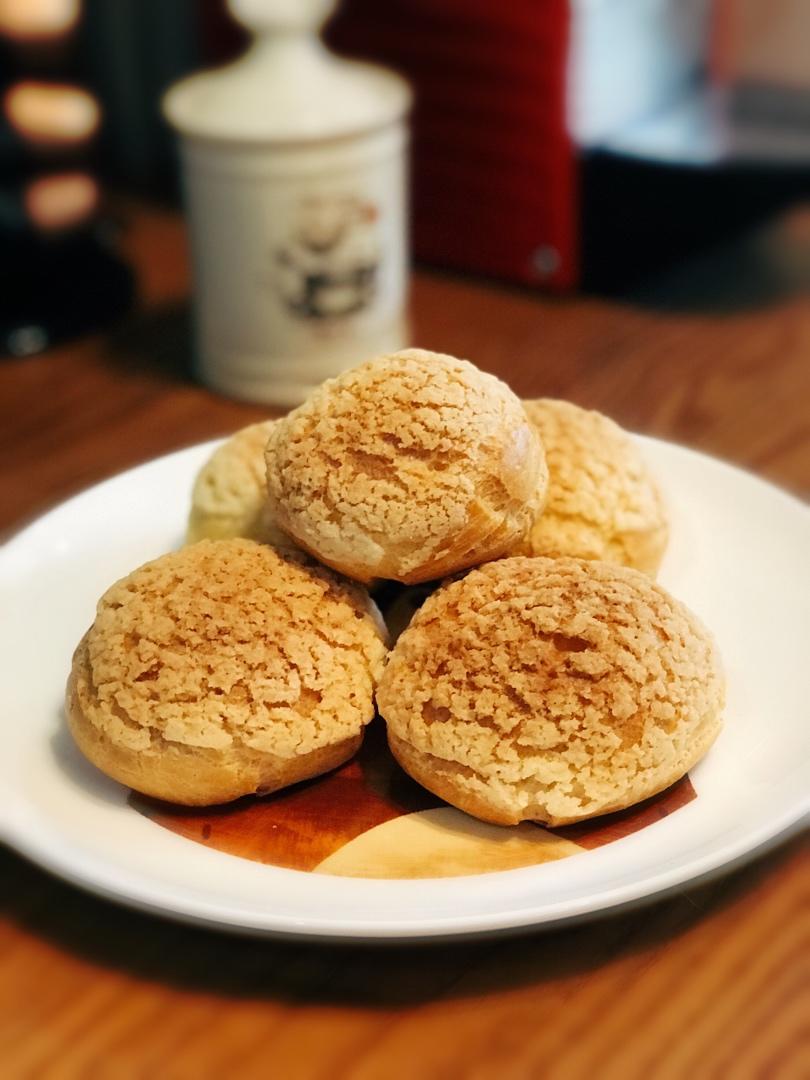 一口就爆浆的卡士达酥皮泡芙