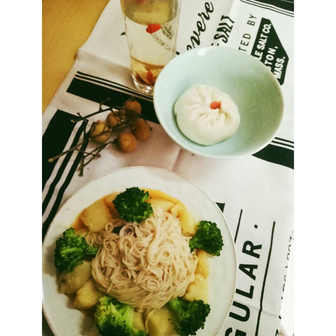 土豆焖面