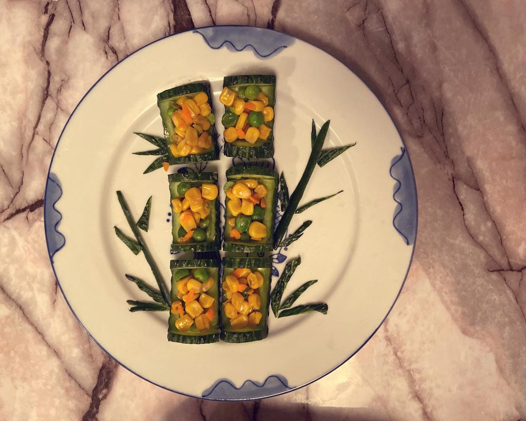 最美年夜饭-🎋翠竹报春节节高🥒（黄瓜玉米火腿鸡丁沙拉）