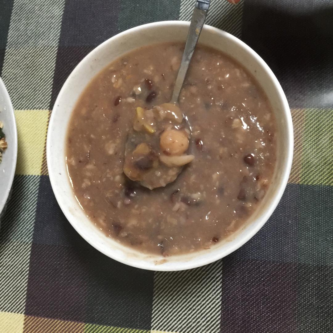 冬日暖暖红豆栗子粥