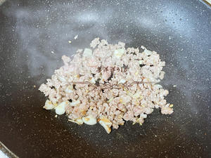麻婆豆腐肉末粉丝煲的做法 步骤4