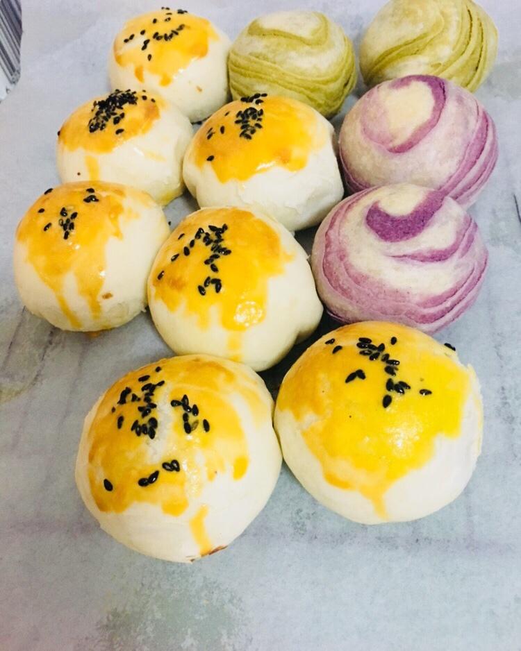 蛋黄酥~紫薯、抹茶、原味~花好月圆，中秋快乐~内附一次做六色蛋黄酥方法~