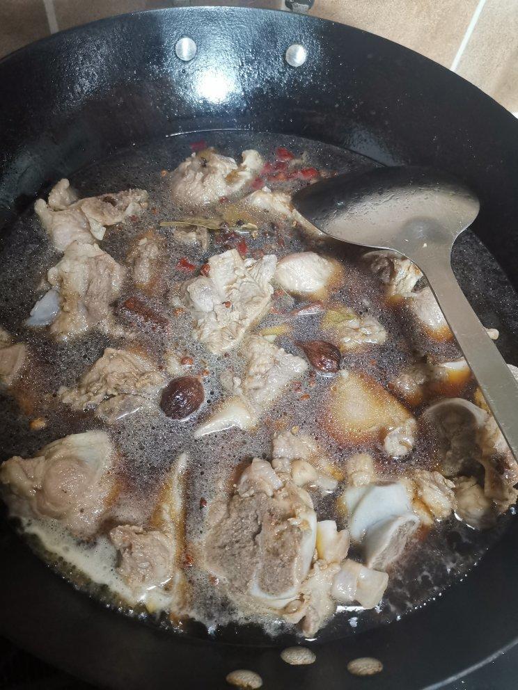 C.J的酱大骨头
