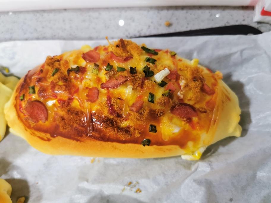 葱香火腿肉松面包