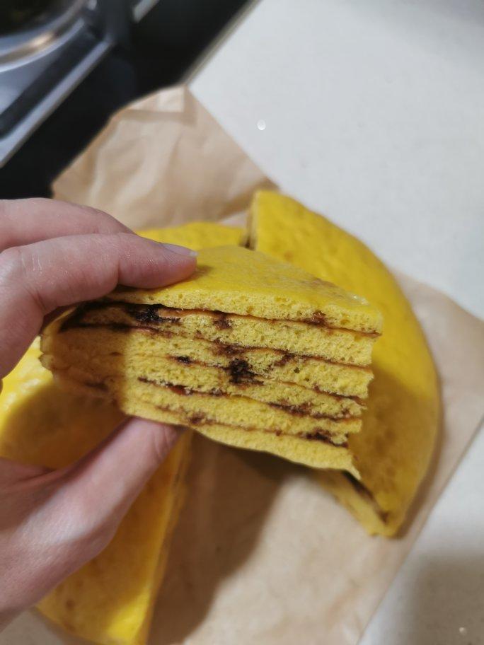 比蛋糕还好吃的发面千层饼，做法简单