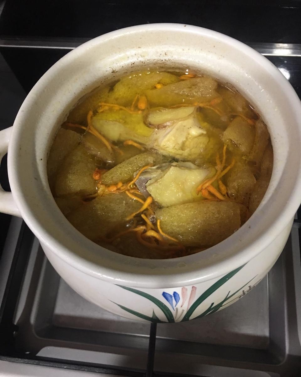 微信_m5t0做的竹荪虫草花鸡汤