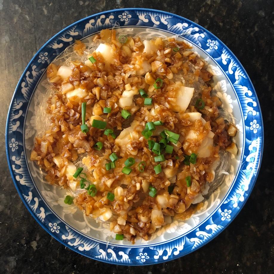 蒜蓉粉丝蒸扇贝（清晰图片步骤讲解）