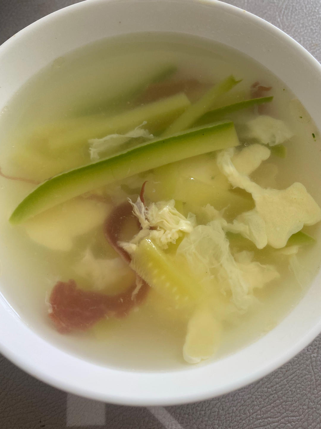 清凉一夏清热解暑减脂快手菜：西葫芦蛋花汤